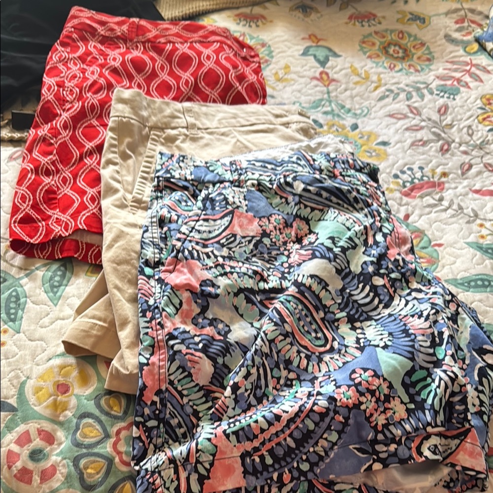 Colorful Patterned Shorts Set